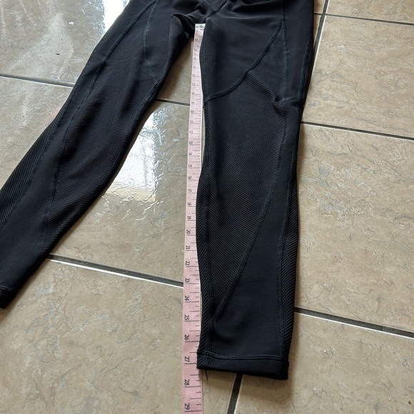 Lululemon leggings - Picture 8 of 8